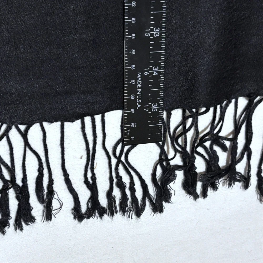 Pashmina Scarf Unisex OS Black Cashmere Silk Blend Paisley Jacquard Fringe Wrap
